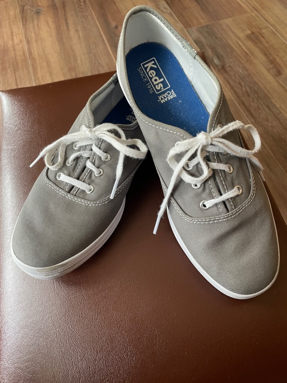 Ladies grey Keds Dreamform 8W